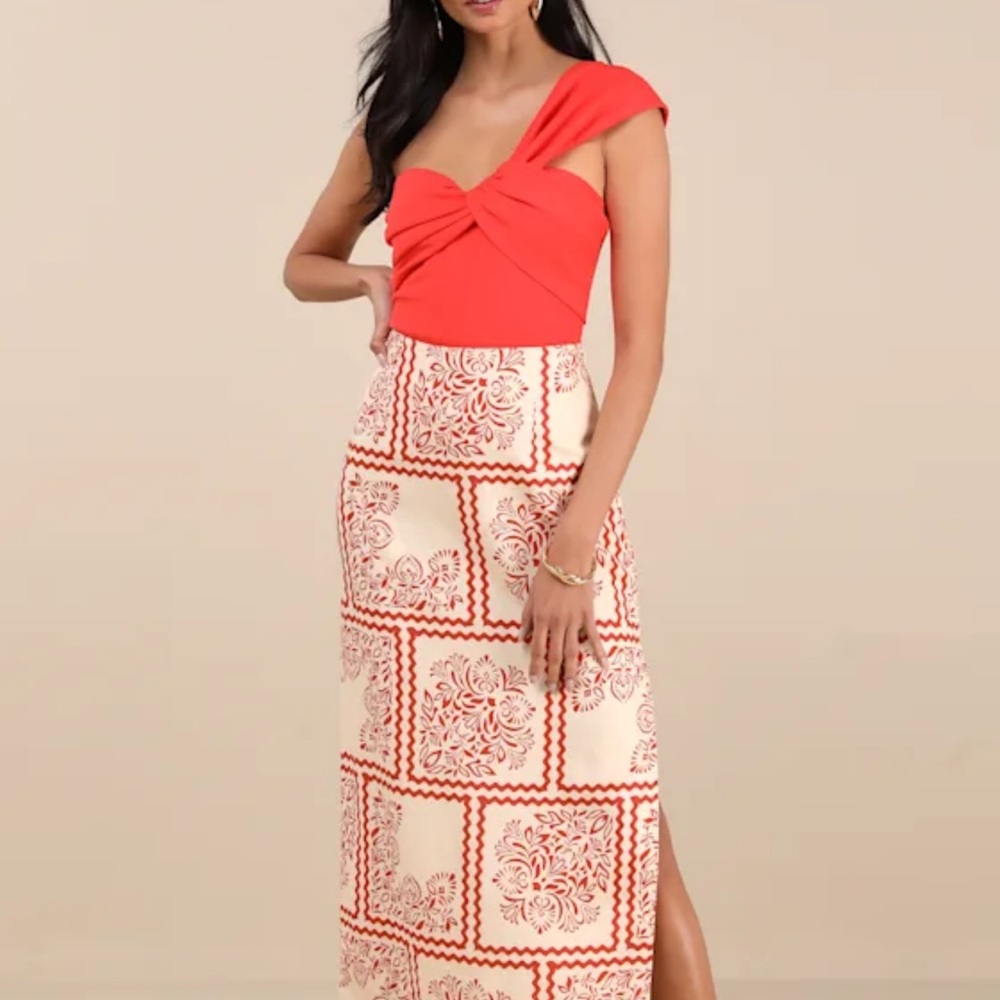 Lulu's Rudia Bright Red One-Shoulder Top - Picture 3 of 4